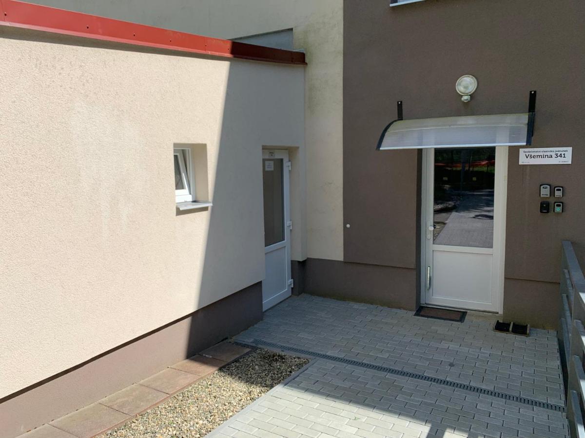 Vsemina Apartman Luzkovice Екстериор снимка